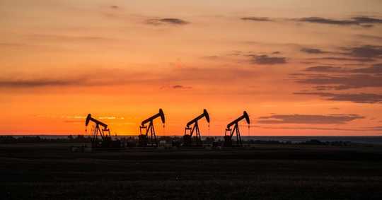 Climate Watchdog Warns US Fracking Boom Leading to 30% Rise in Greenhouse Gas Emissions by 2025
